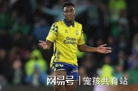 松美兰主场大胜亨宜戈，球队表现令人印象深刻